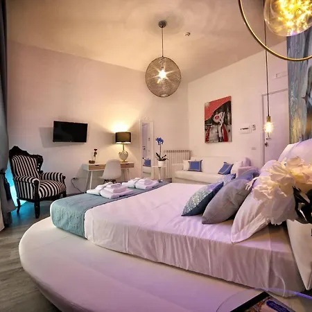 Bourbon House 4* نابولي