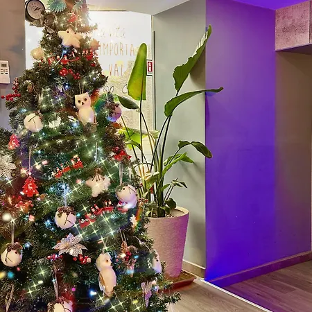 Couette-café Bourbon House 4*