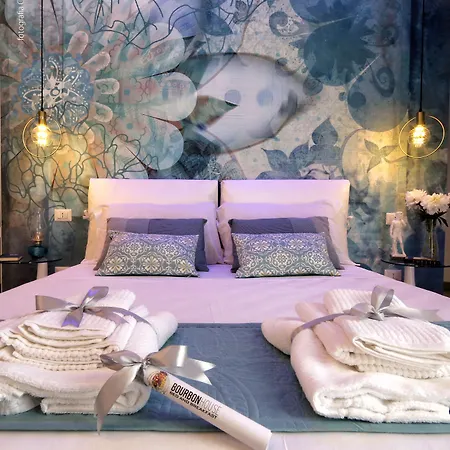 Bourbon House Couette-café 4*