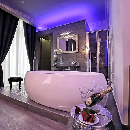 فندق مبيت وإفطار Bourbon House نابولي