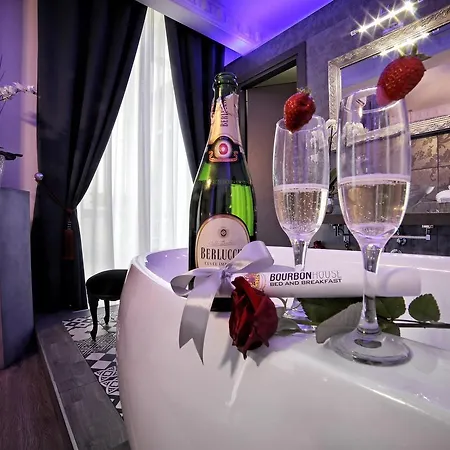 Bourbon House فندق مبيت وإفطار نابولي
