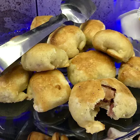 Bourbon House فندق مبيت وإفطار نابولي