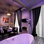Bourbon House Отель типа 