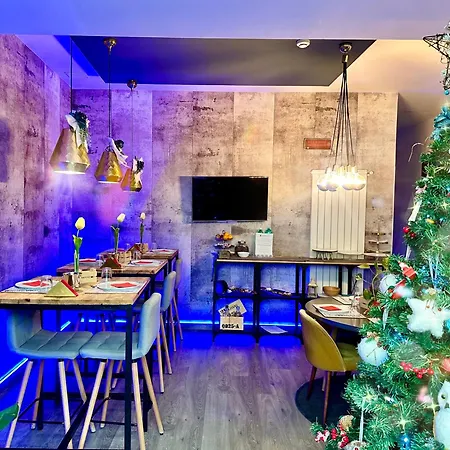Oda ve Kahvaltı Bourbon House Napoli
