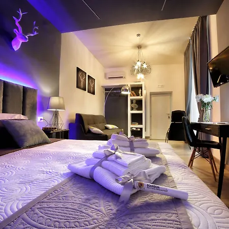 Bourbon House 4* Napoli