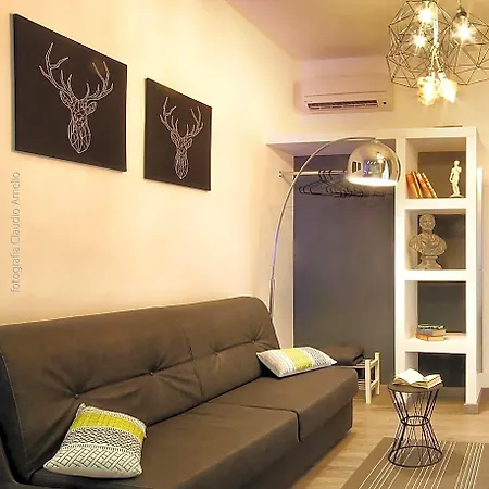 Bourbon House 4*