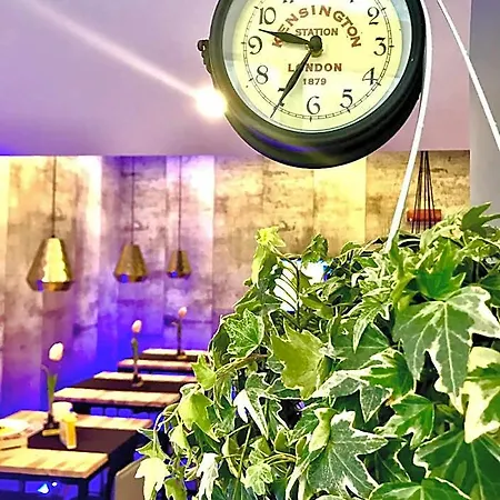 Bourbon House Nápoly