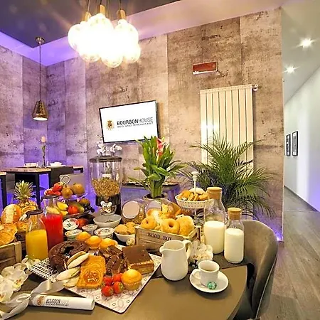 Bourbon House Nocleg ze śniadaniem Neapol