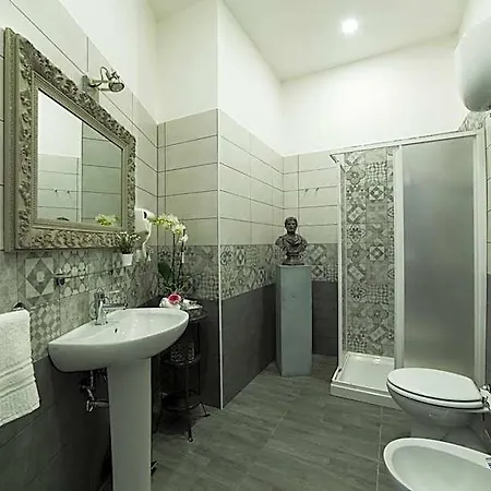 Nocleg ze śniadaniem Bourbon House 4*