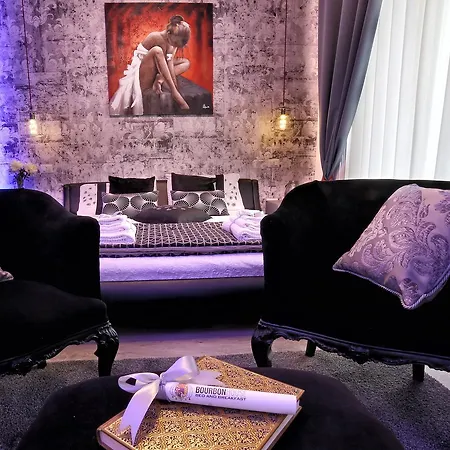 Oda ve Kahvaltı Bourbon House