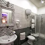 Bourbon House Alojamento de Acomodação e Pequeno-almoço 4*