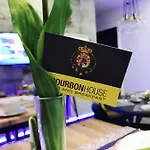Bourbon House Nápoles