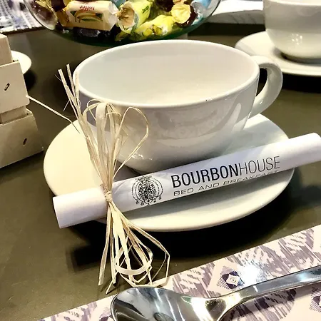 波旁之家度假屋 住宿加早餐酒店 4*